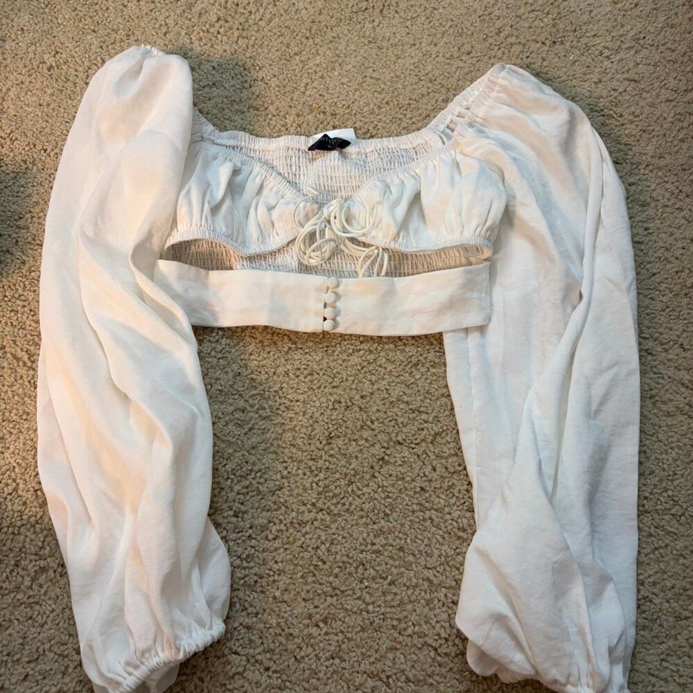 White fox boutique medium white blouse long sleeve